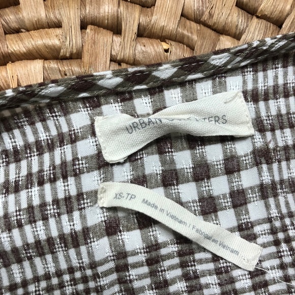 Urban Outfitters Gabrielle Woven Wrap Dress - Picture 6 of 8